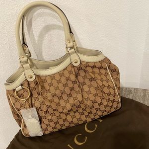 Gucci Monogram Medium Sukey Tote in Off White